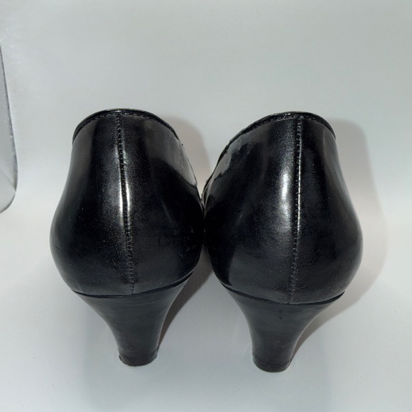 Merona Gunmetal Grey Peep Toe Heels – Silver Buckle Detail – Size 8 - Picture 7 of 10